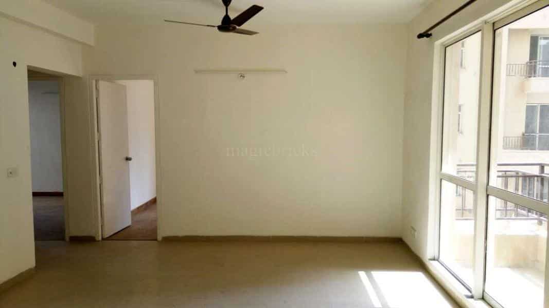 JAYPEE GREENS KOSMOS- 3 BHK APARTMENT FOR RESALE